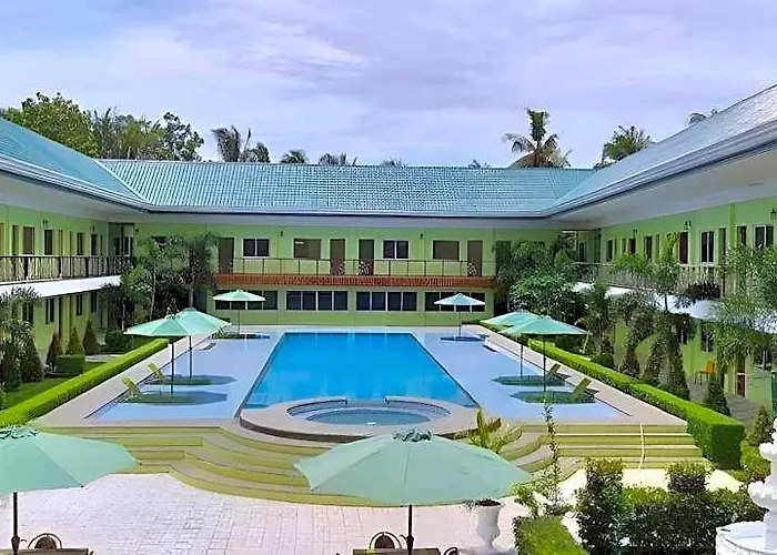 Camotes Tourist Отель